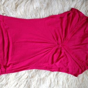Fushia top